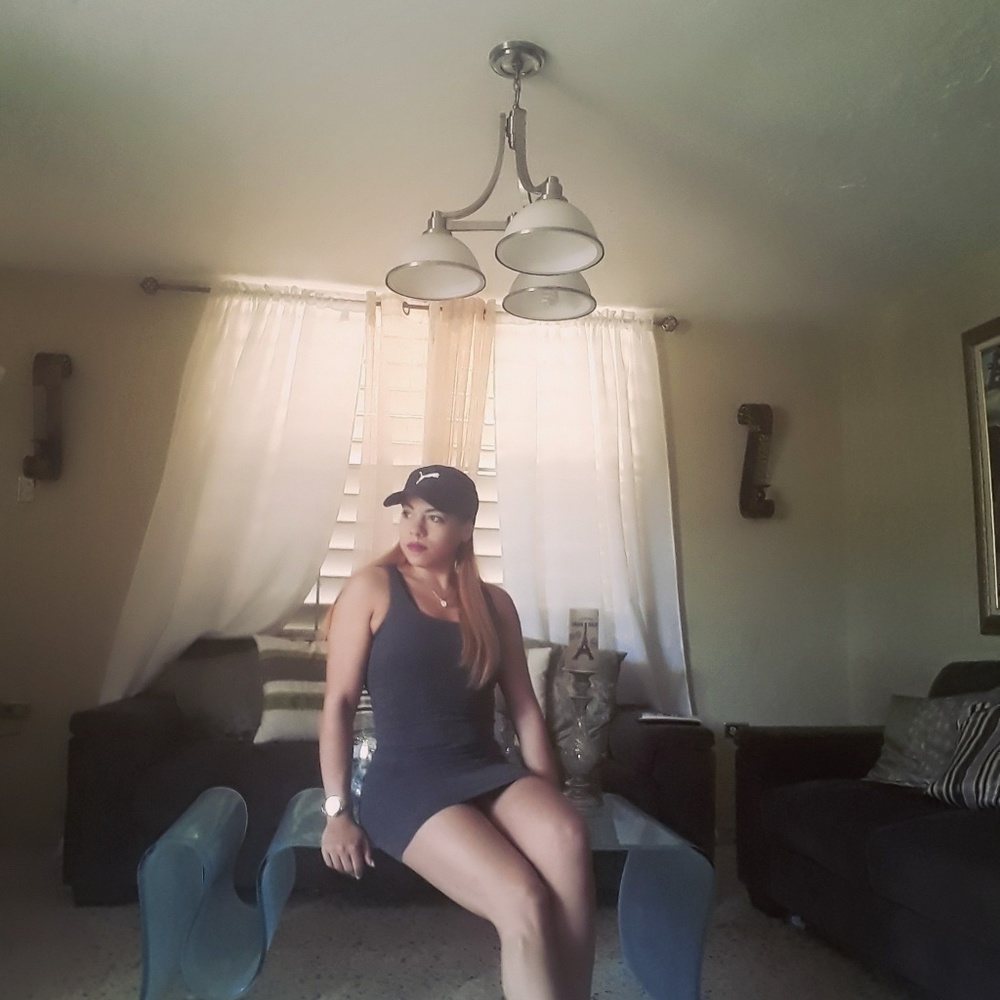 Woman casual hat